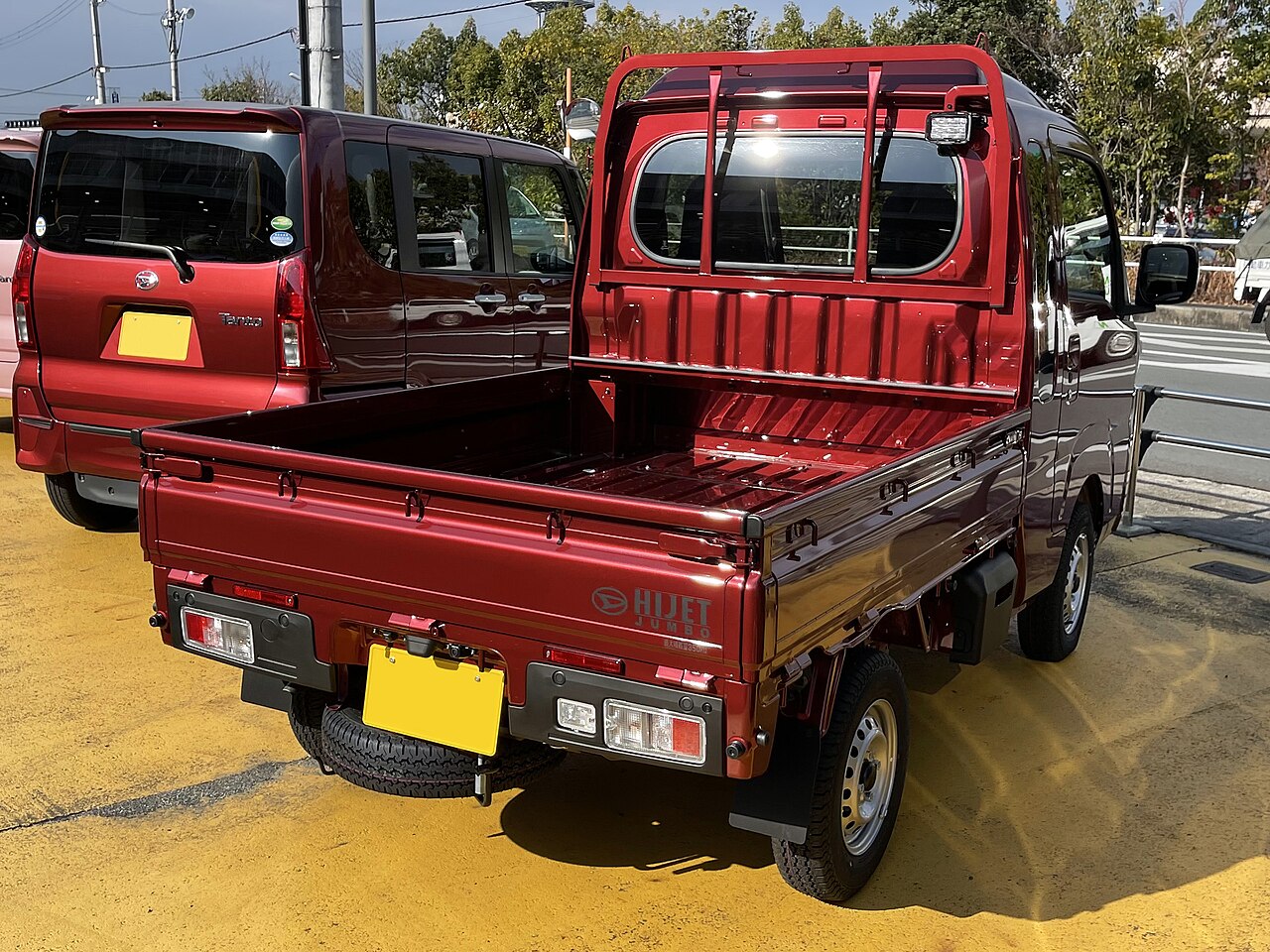 Daihatsu Hijet Truck — representative rear view