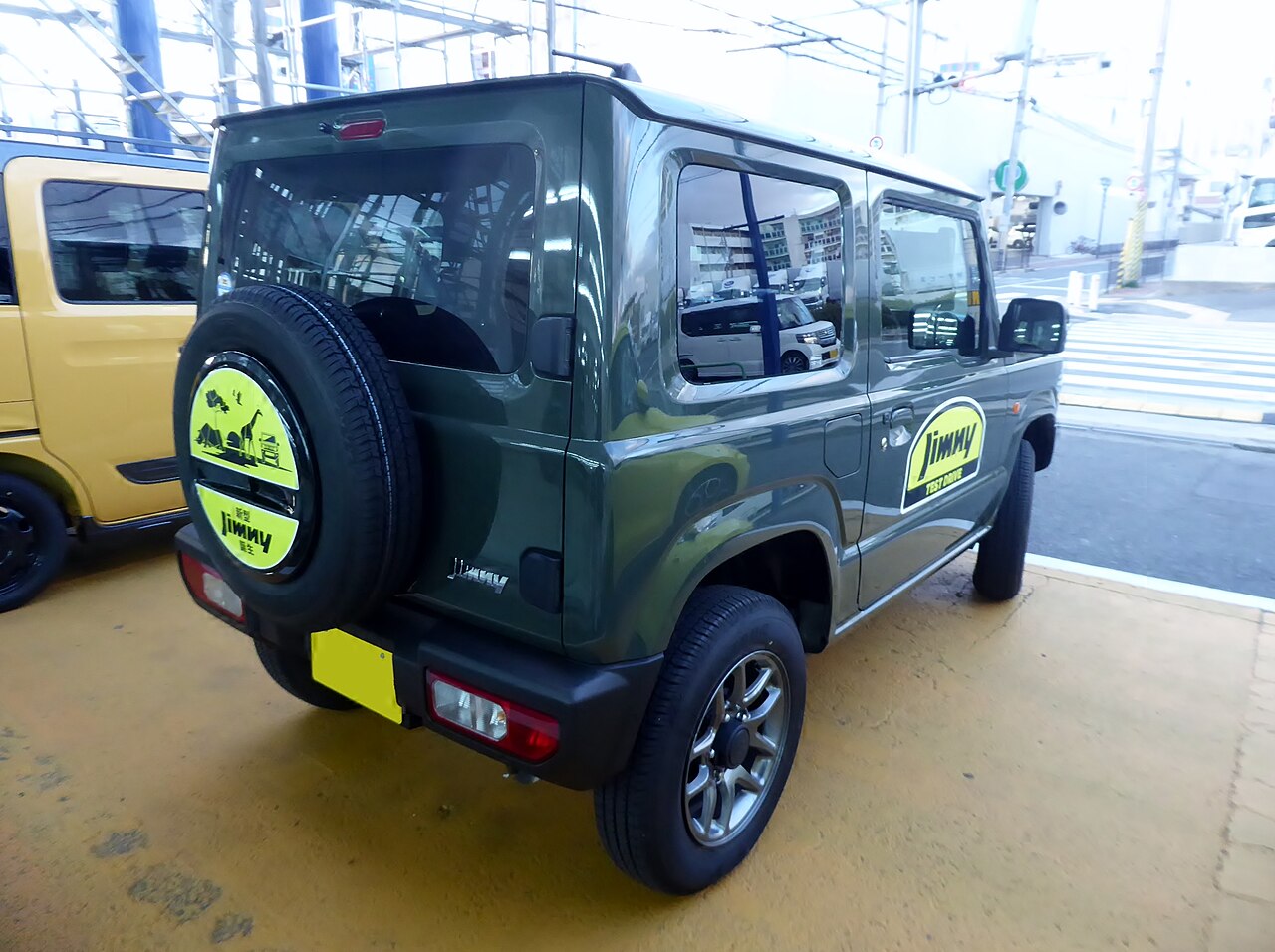 Suzuki Jimny 660 — representative rear view