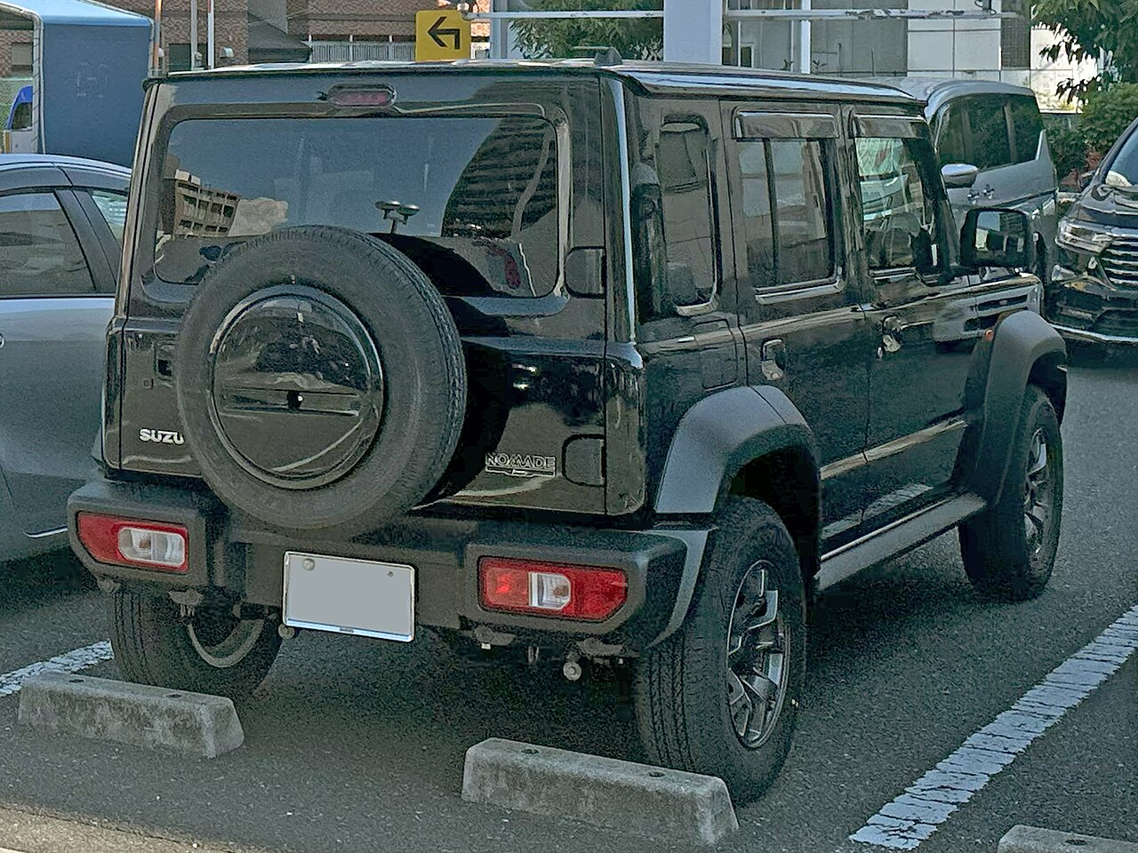 Suzuki Jimny Nomade — representative rear view