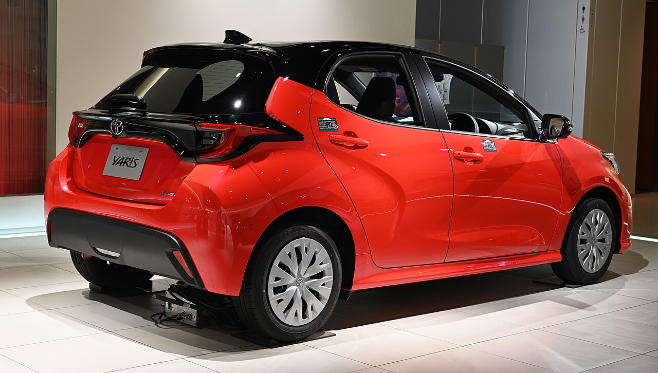 Toyota Yaris — representative rear view
